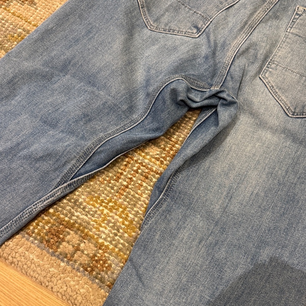 Duer Performance Jeans - Picture 8 of 11